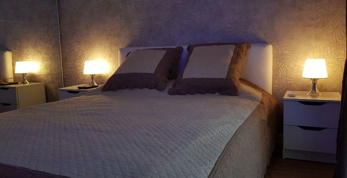 Luxury Apartments In Top City Center Varna 2 Zewnętrze zdjęcie